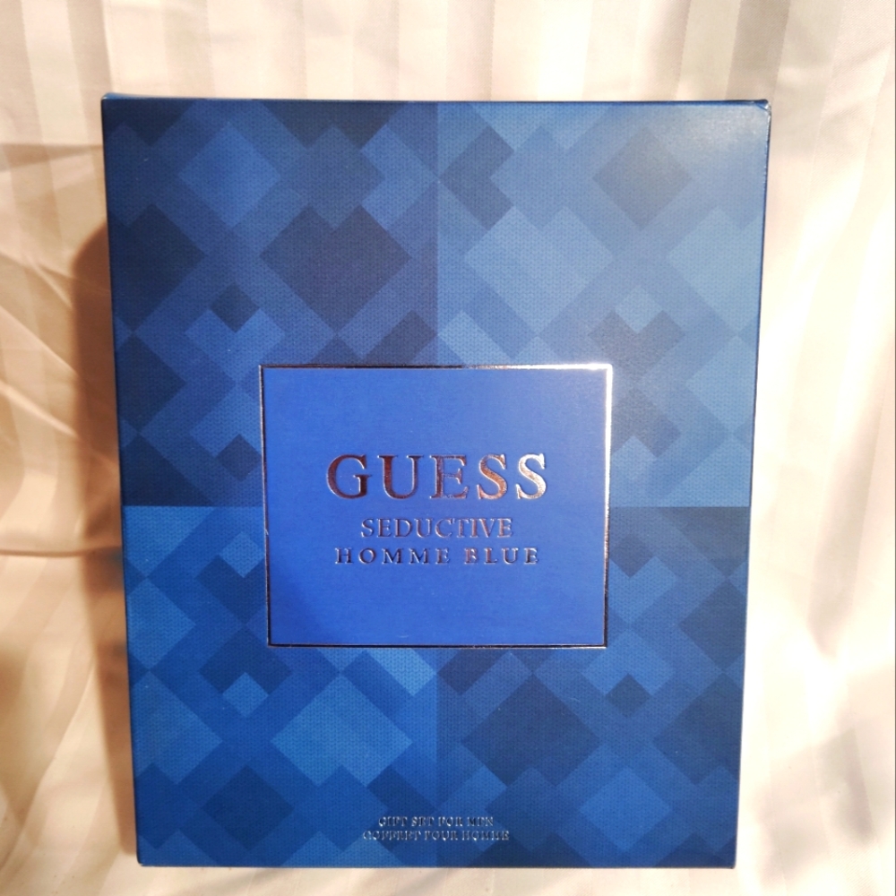 Guess for men set of two
